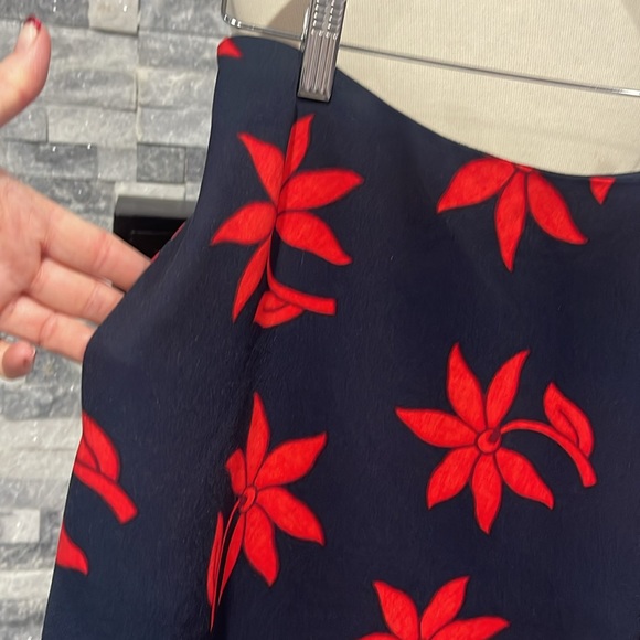 Banana Republic Floral Flare Skirt, Polyester, Lined, Navy Combo, Size 6 - Picture 3 of 8